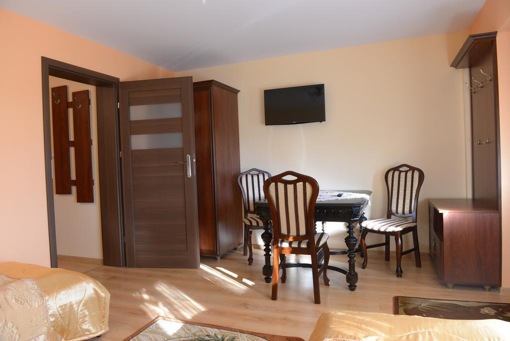 Hotelik Pod Lwami Malaszewicze Duze Oda fotoğraf