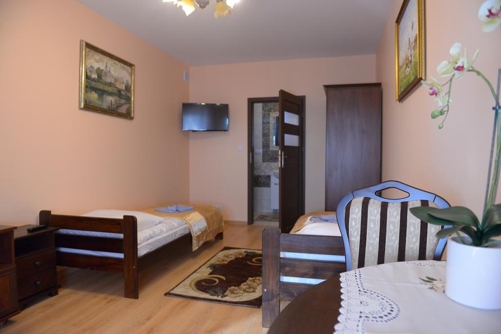 Hotelik Pod Lwami Malaszewicze Duze Dış mekan fotoğraf